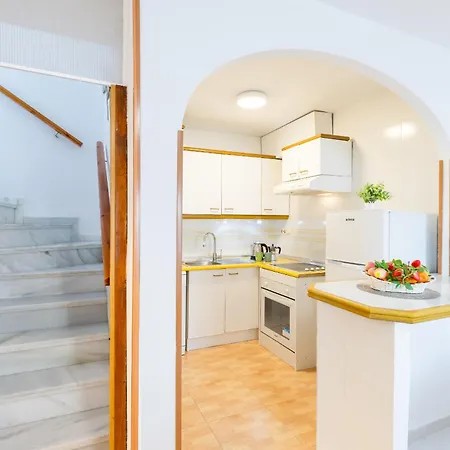 Blue Lagoon By Fidalsa * Τορεβιέχα