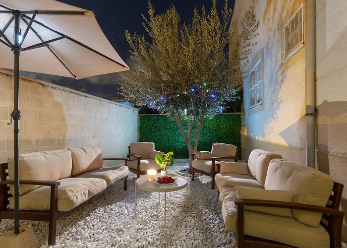 Blue Lagoon By Fidalsa Villa